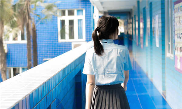 凤泉如何找到一个可以帮助我生孩子的女人？