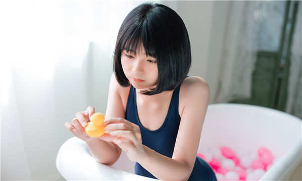 凤泉标题：全面解读供卵试管代怀生子费用，助力不孕不育家庭实现梦想